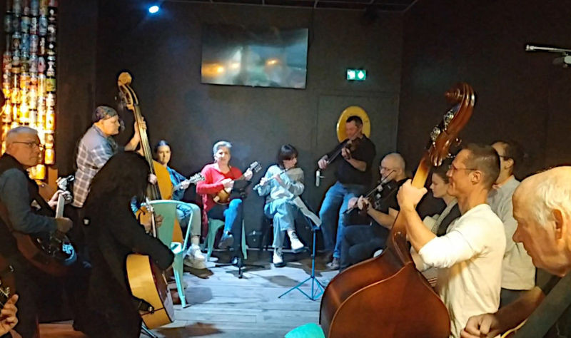 Notre jam mensuelle à Aoste (38). - Jam Hall